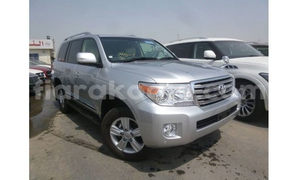 Acheter Import Voiture Toyota Land Cruiser Autre à Import - Dubai, Diana Acheter Import Voiture Toyota Land Cruiser Autre à Import - Dubai, Diana