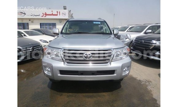 Acheter Import Voiture Toyota Land Cruiser Autre à Import - Dubai, Diana Acheter Import Voiture Toyota Land Cruiser Autre à Import - Dubai, Diana
