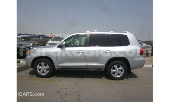 Acheter Import Voiture Toyota Land Cruiser Autre à Import - Dubai, Diana Acheter Import Voiture Toyota Land Cruiser Autre à Import - Dubai, Diana