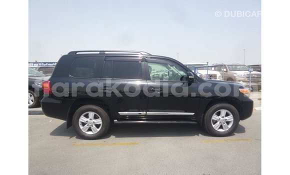 Acheter Import Voiture Toyota Land Cruiser Noir à Import - Dubai, Diana Acheter Import Voiture Toyota Land Cruiser Noir à Import - Dubai, Diana