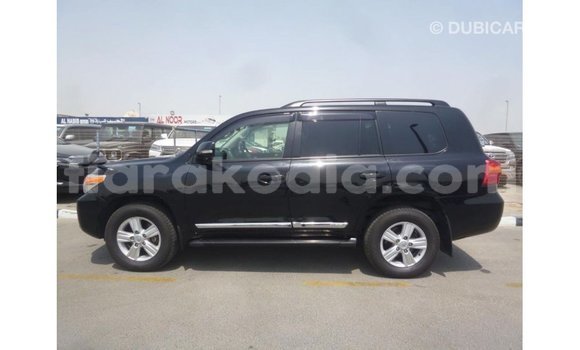 Acheter Import Voiture Toyota Land Cruiser Noir à Import - Dubai, Diana Acheter Import Voiture Toyota Land Cruiser Noir à Import - Dubai, Diana
