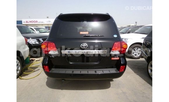 Acheter Import Voiture Toyota Land Cruiser Noir à Import - Dubai, Diana Acheter Import Voiture Toyota Land Cruiser Noir à Import - Dubai, Diana