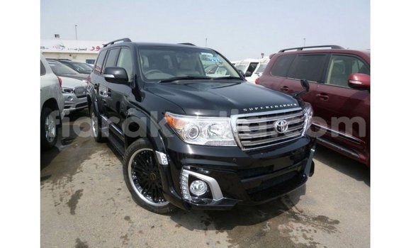 Acheter Import Voiture Toyota Land Cruiser Noir à Import - Dubai, Diana Acheter Import Voiture Toyota Land Cruiser Noir à Import - Dubai, Diana