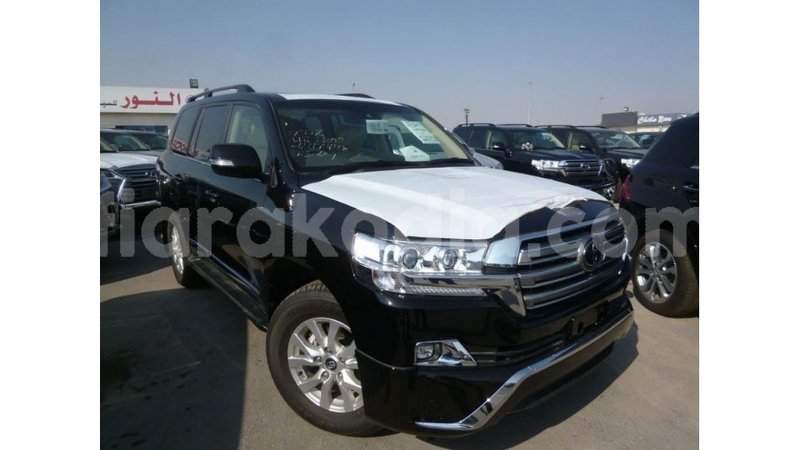 Big with watermark toyota land cruiser diana import dubai 5253