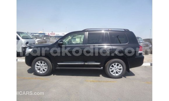 Acheter Import Voiture Toyota Land Cruiser Noir à Import - Dubai, Diana Acheter Import Voiture Toyota Land Cruiser Noir à Import - Dubai, Diana