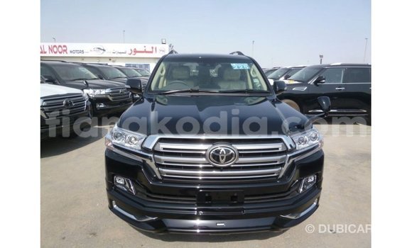Acheter Import Voiture Toyota Land Cruiser Noir à Import - Dubai, Diana Acheter Import Voiture Toyota Land Cruiser Noir à Import - Dubai, Diana