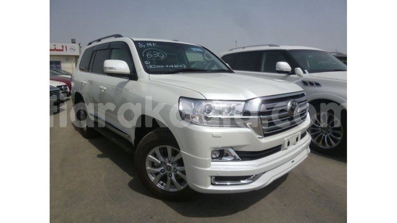 Big with watermark toyota land cruiser diana import dubai 5264