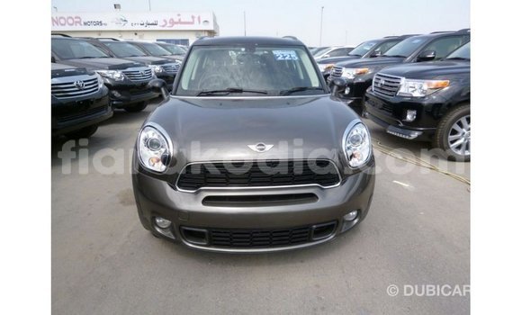 Acheter Import Voiture Mini Cooper Marron à Import - Dubai, Diana Acheter Import Voiture Mini Cooper Marron à Import - Dubai, Diana