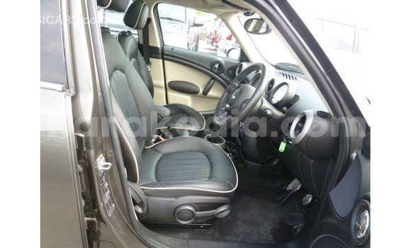 Acheter Import Voiture Mini Cooper Marron à Import - Dubai, Diana Acheter Import Voiture Mini Cooper Marron à Import - Dubai, Diana