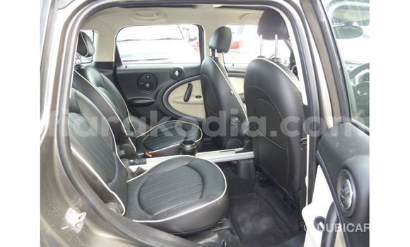 Acheter Import Voiture Mini Cooper Marron à Import - Dubai, Diana Acheter Import Voiture Mini Cooper Marron à Import - Dubai, Diana