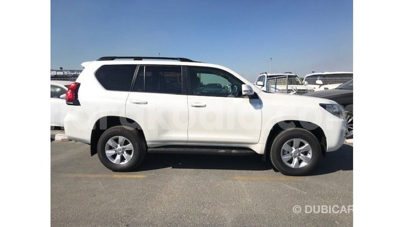 Big with watermark toyota prado diana import dubai 5272