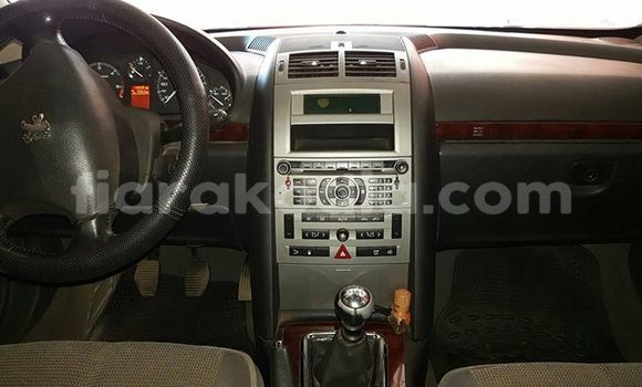 Acheter Occasion Voiture Peugeot 407 Marron à Antananarivo, Analamanga Acheter Occasion Voiture Peugeot 407 Marron à Antananarivo, Analamanga