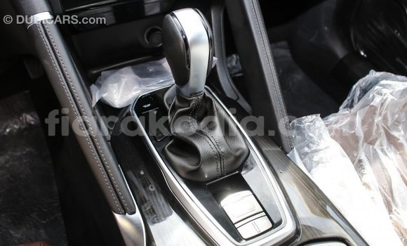 Acheter Import Voiture Renault Koleos Blanc à Import - Dubai, Diana Acheter Import Voiture Renault Koleos Blanc à Import - Dubai, Diana