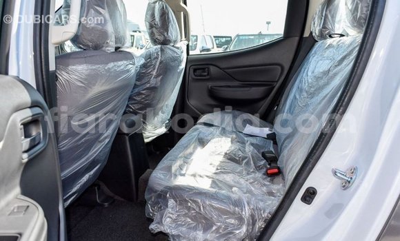 Hividy Mitsubishi L200 fotsy Car in Import - Dubai in Diana Hividy Mitsubishi L200 fotsy Car in Import - Dubai in Diana