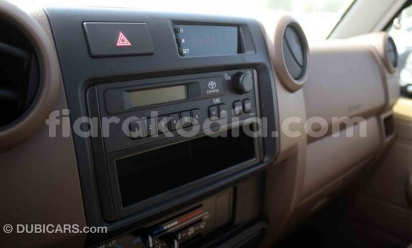 Buy Import Toyota Land Cruiser Beige Car in Import - Dubai in Diana Buy Import Toyota Land Cruiser Beige Car in Import - Dubai in Diana