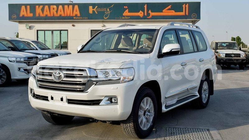 Big with watermark toyota land cruiser diana import dubai 5289