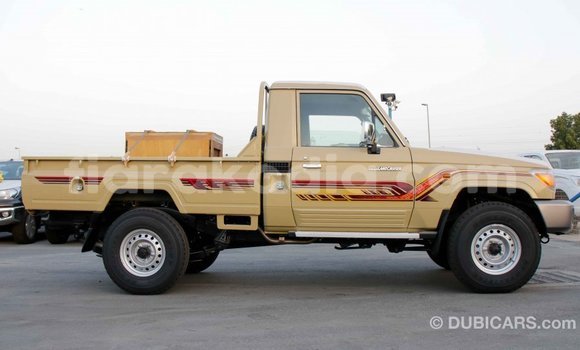 Hividy Toyota Land Cruiser beige Car in Import - Dubai in Diana Hividy Toyota Land Cruiser beige Car in Import - Dubai in Diana