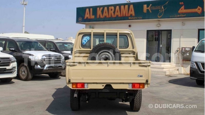 Big with watermark toyota land cruiser diana import dubai 5300