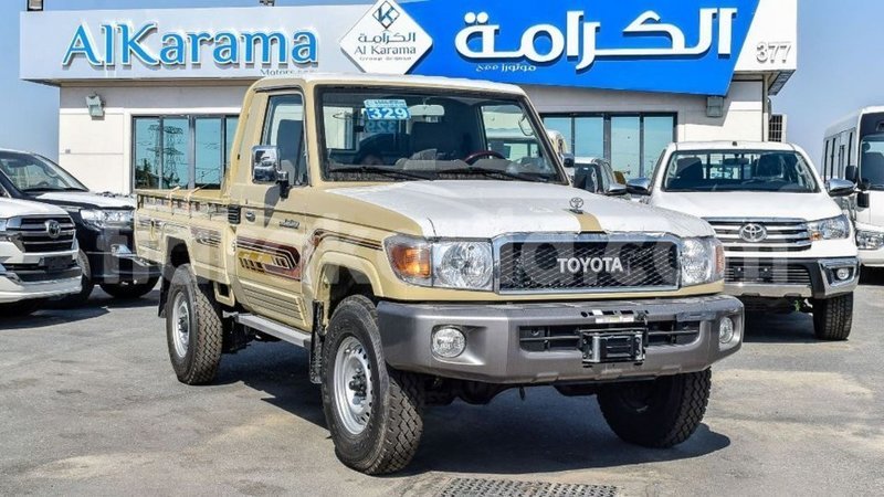 Big with watermark toyota land cruiser diana import dubai 5302