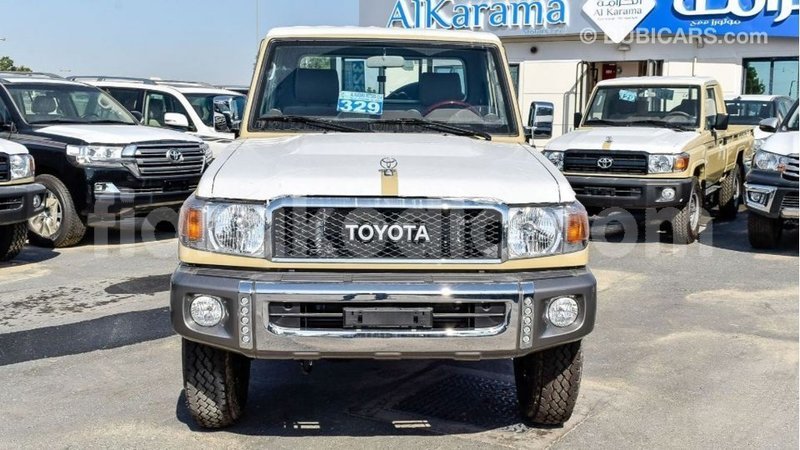 Big with watermark toyota land cruiser diana import dubai 5306