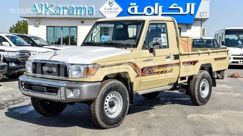 Big with watermark toyota land cruiser diana import dubai 5306