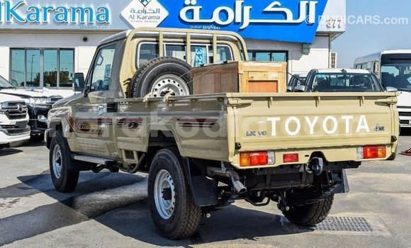 Hividy Toyota Land Cruiser beige Car in Import - Dubai in Diana Hividy Toyota Land Cruiser beige Car in Import - Dubai in Diana