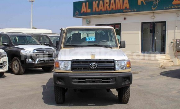 Buy Import Toyota Land Cruiser Beige Car in Import - Dubai in Diana Buy Import Toyota Land Cruiser Beige Car in Import - Dubai in Diana