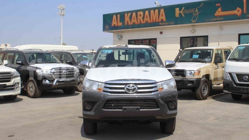 Big with watermark toyota hilux diana import dubai 5311