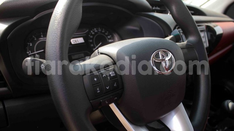 Big with watermark toyota hilux diana import dubai 5311