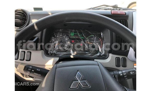 Buy Import Mitsubishi Carisma White Car in Import - Dubai in Diana Buy Import Mitsubishi Carisma White Car in Import - Dubai in Diana