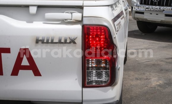 Buy Import Toyota Hilux White Car in Import - Dubai in Diana Buy Import Toyota Hilux White Car in Import - Dubai in Diana