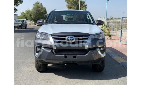 Acheter Import Voiture Toyota Fortuner Autre à Import - Dubai, Diana Acheter Import Voiture Toyota Fortuner Autre à Import - Dubai, Diana