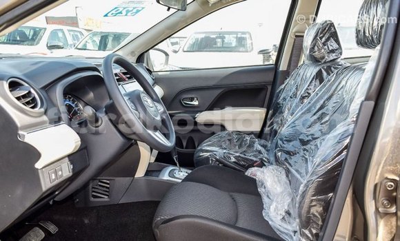 Acheter Import Voiture Toyota Rush Marron à Import - Dubai, Diana Acheter Import Voiture Toyota Rush Marron à Import - Dubai, Diana