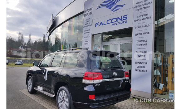 Acheter Import Voiture Toyota Land Cruiser Noir à Import - Dubai, Diana Acheter Import Voiture Toyota Land Cruiser Noir à Import - Dubai, Diana