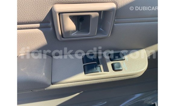 Acheter Import Voiture Mitsubishi i Blanc à Import - Dubai, Diana Acheter Import Voiture Mitsubishi i Blanc à Import - Dubai, Diana