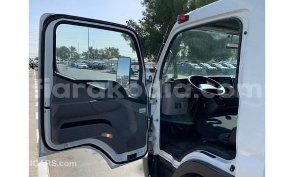 Acheter Import Voiture Mitsubishi i Blanc à Import - Dubai, Diana Acheter Import Voiture Mitsubishi i Blanc à Import - Dubai, Diana