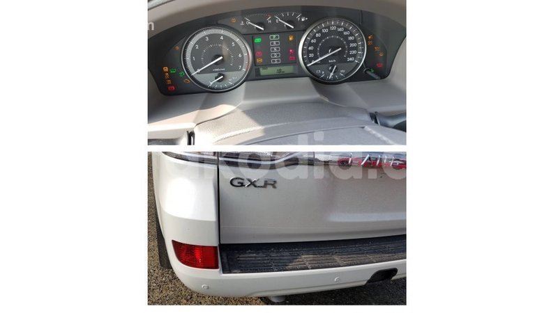 Big with watermark toyota land cruiser diana import dubai 5360