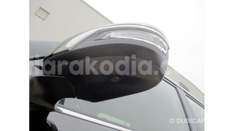 Big with watermark toyota land cruiser diana import dubai 5362