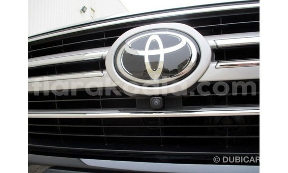Acheter Import Voiture Toyota Land Cruiser Noir à Import - Dubai, Diana Acheter Import Voiture Toyota Land Cruiser Noir à Import - Dubai, Diana