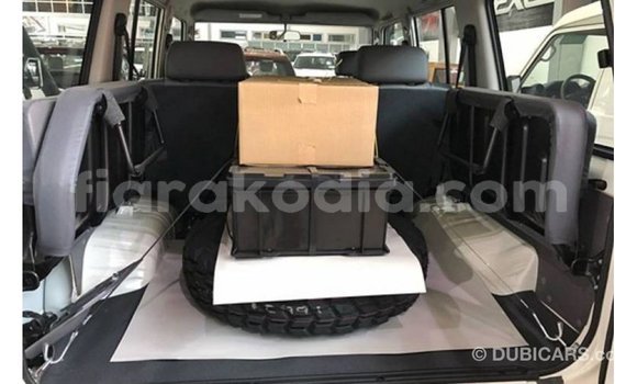 Buy Import Toyota Land Cruiser White Car in Import - Dubai in Diana Buy Import Toyota Land Cruiser White Car in Import - Dubai in Diana