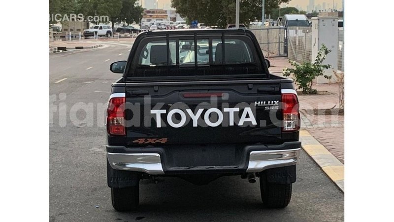 Big with watermark toyota hilux diana import dubai 5365