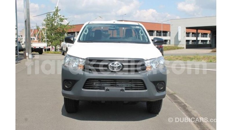 Big with watermark toyota hilux diana import dubai 5369