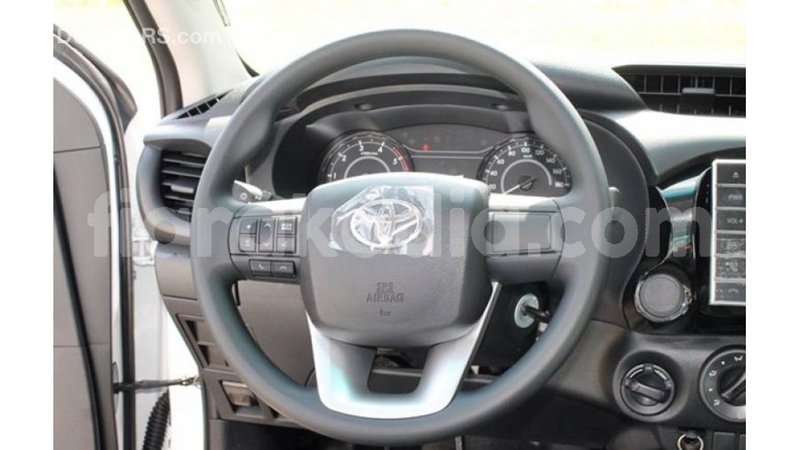 Big with watermark toyota hilux diana import dubai 5369