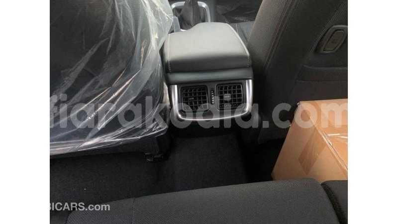 Big with watermark toyota hilux diana import dubai 5372