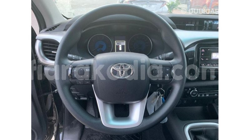 Big with watermark toyota hilux diana import dubai 5372