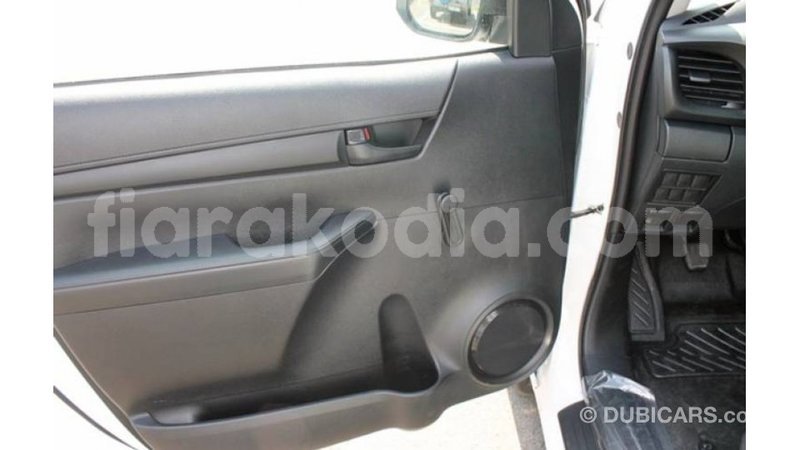 Big with watermark toyota hilux diana import dubai 5375