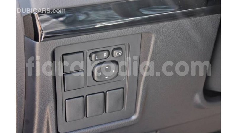 Big with watermark toyota prado diana import dubai 5380