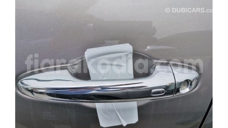 Big with watermark toyota hilux diana import dubai 5382