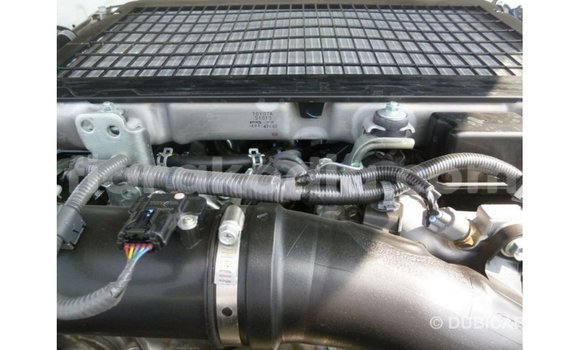 Hividy Toyota Land Cruiser fotsy Car in Import - Dubai in Diana Hividy Toyota Land Cruiser fotsy Car in Import - Dubai in Diana