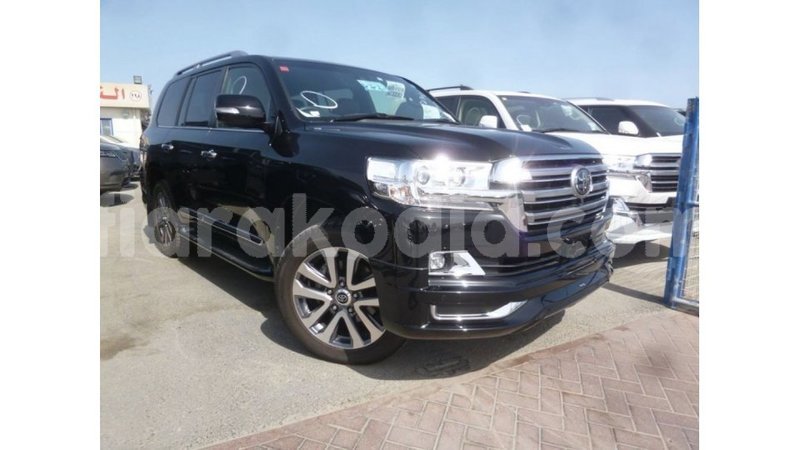 Big with watermark toyota land cruiser diana import dubai 5396